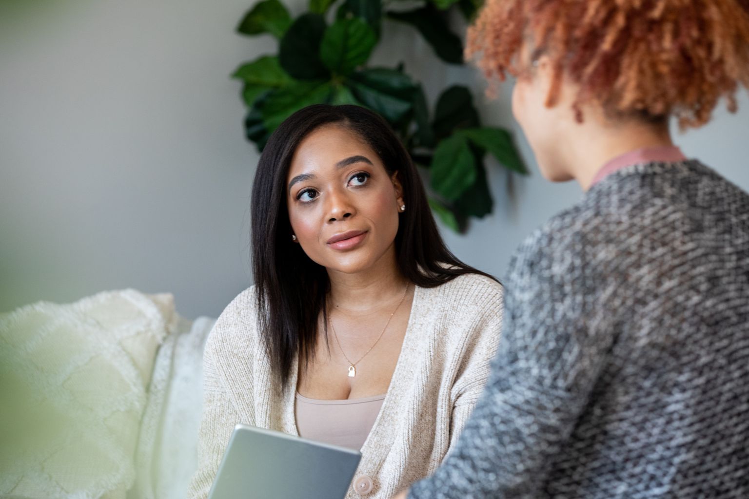 L’addiction à l’approbation : ce piège invisible qui nourrit l’anxiété